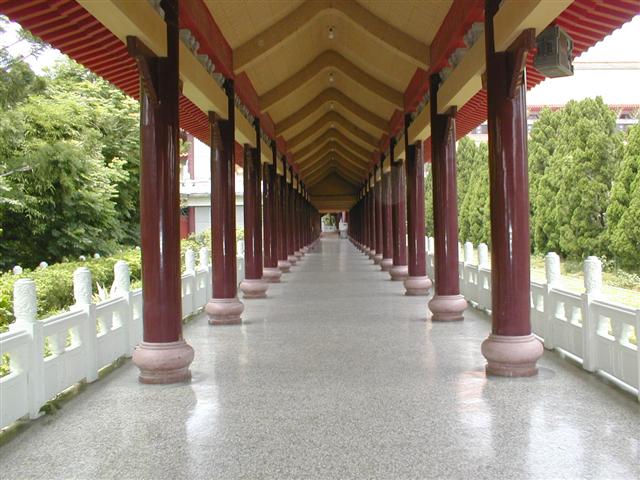 Walking to The Great Shrine Hall